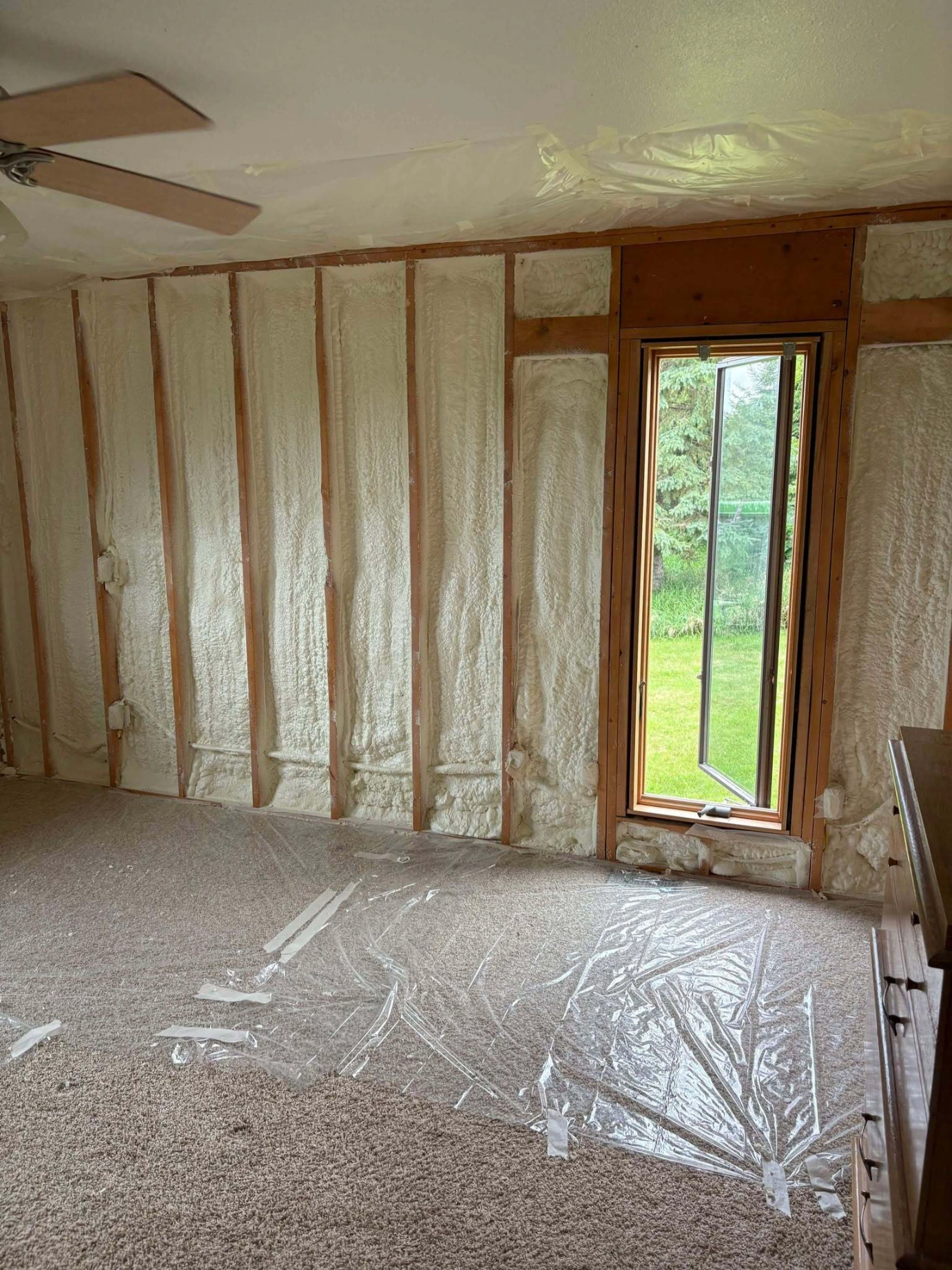Spray Foam Insulation work Spray Foam Insulation work